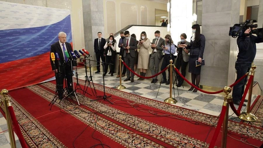 Партийные метаморфозы