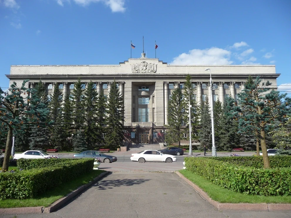 МЫ ВЫБИРАЕМ. Заксобрание Красноярского края на стыке эпох