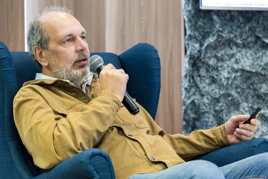 Павел Плечов: «Науке и практике нужны переводчики»