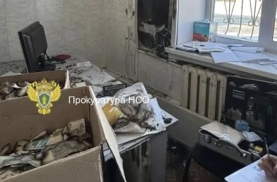 Миллионы в огне: в Новосибирской области осудили бывшую сотрудницу почты
