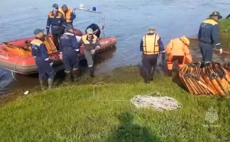 В Красноярском крае ликвидируют последствия разлива топлива на Енисее