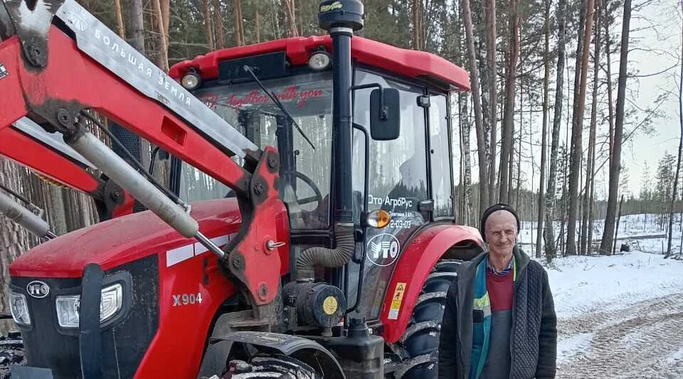 Тракторист из Томской области получил почётное звание от президента
