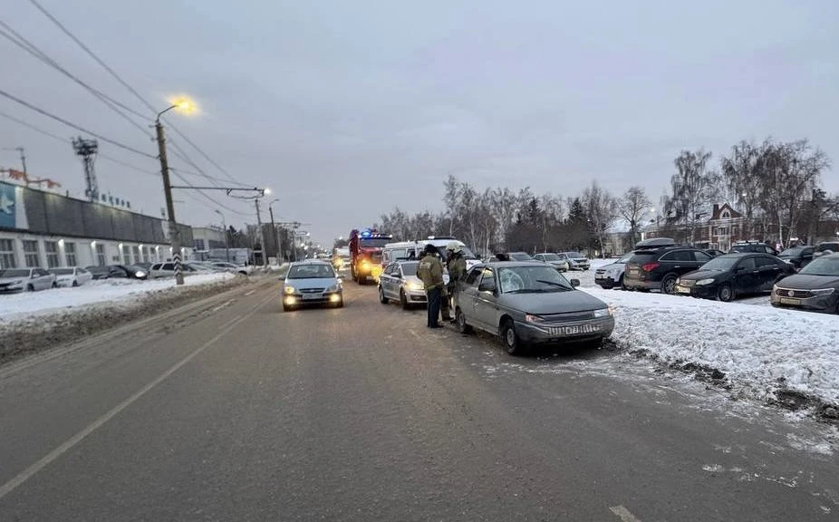 В Омске прокуратура взяла на контроль ДТП, в котором пострадали трое детей