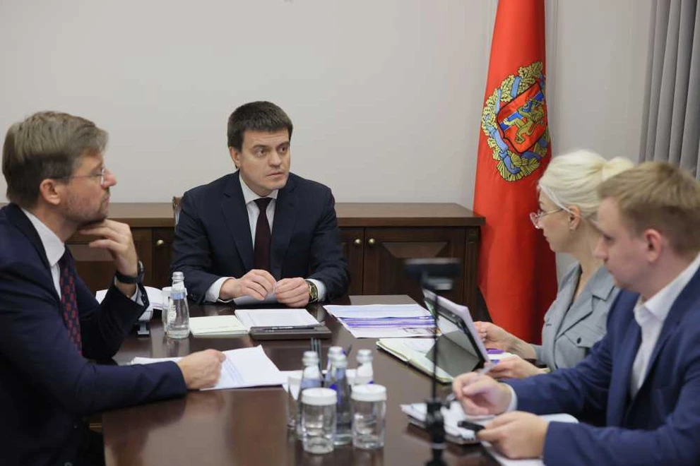 Губернатор Красноярского края провёл заседании комиссии Госсовета 