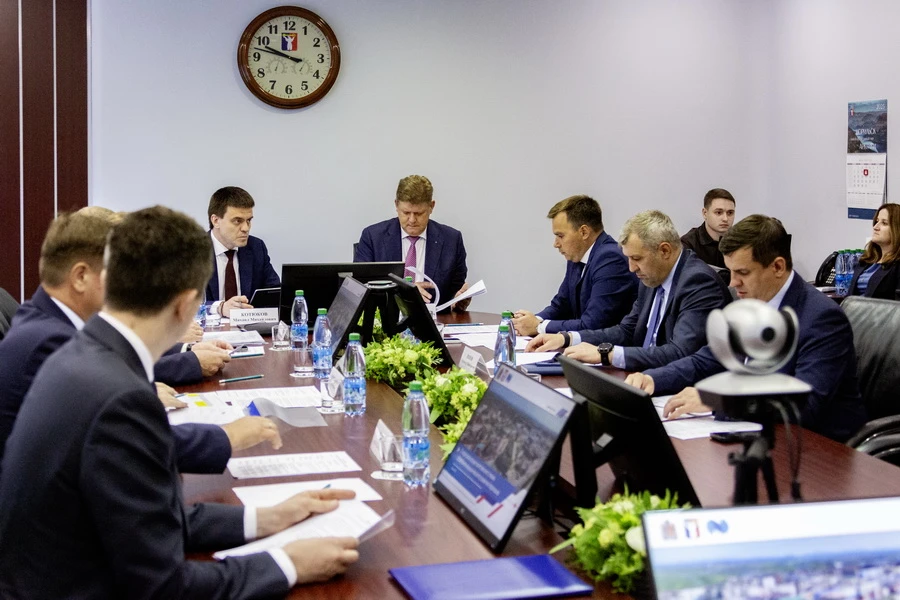 Полпред Президента и губернатор Красноярского края ознакомились с ходом реновации Норильска