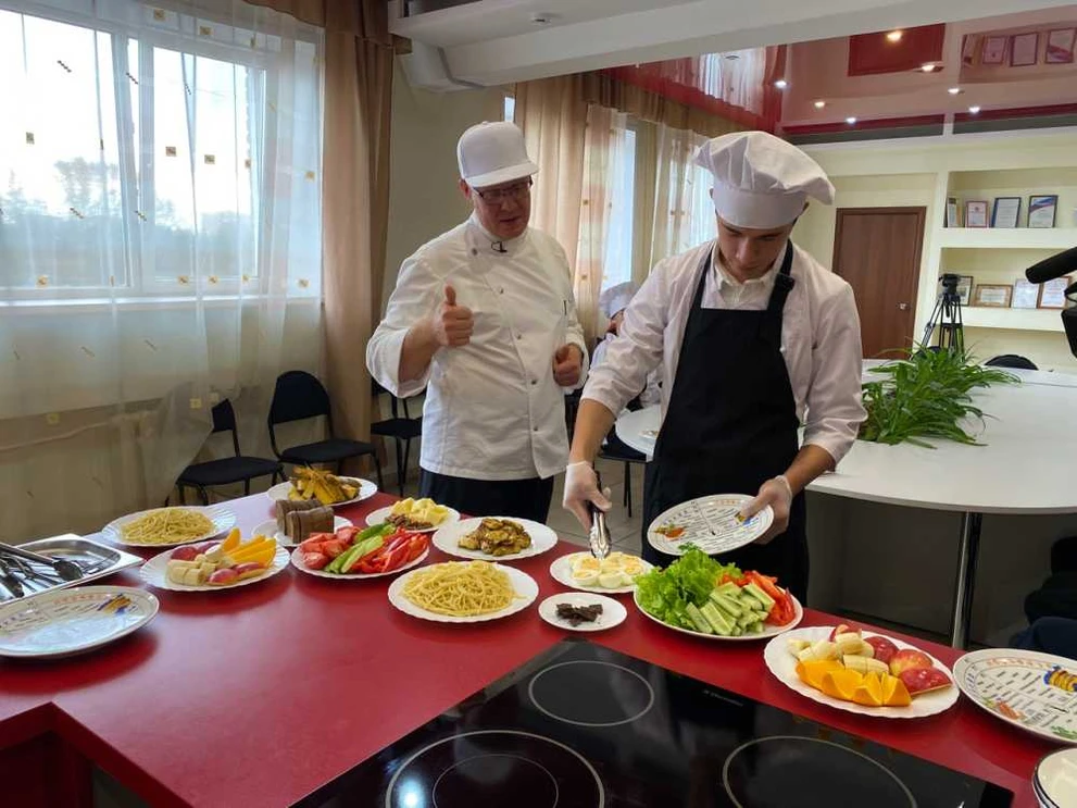 В Красноярском крае начали подготовку специалистов для школьного питания