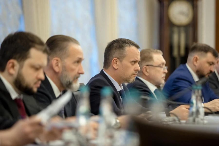 Развитие транспортного комплекса Омской области министр транспорта РФ обсудил с губернатором