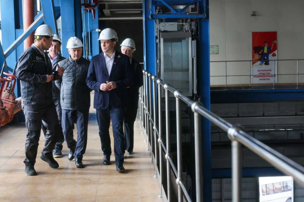 Глава региона проверил, как в Красноярске выполняется план по снижению выбросов