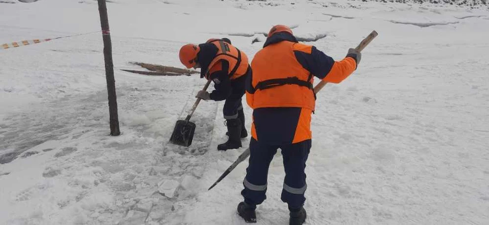 Автомобилистам не дадут выезжать на лёд Красноярского водохранилища