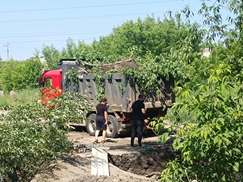 В Барнауле приступили к восстановлению переправы на улице Силикатной