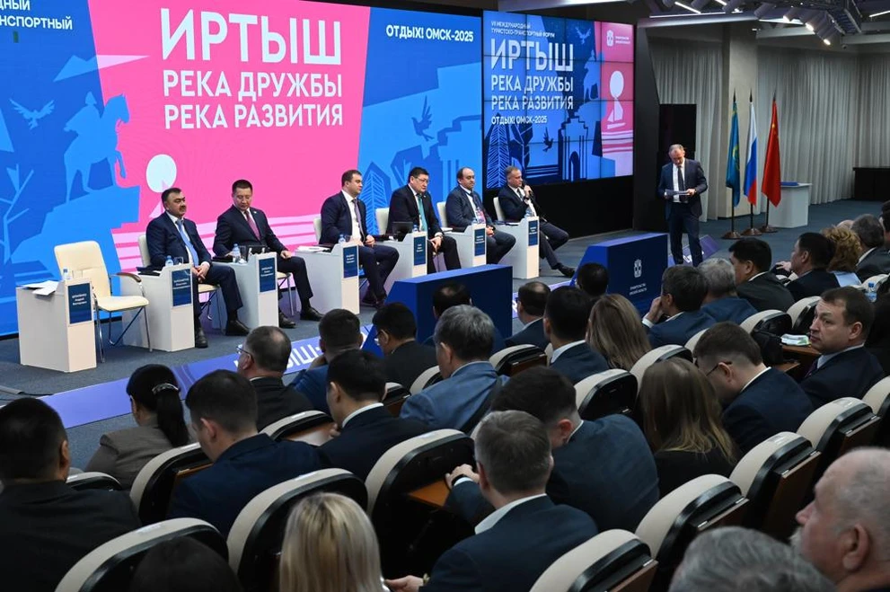 Казахстан увеличивает грузопоток по реке Иртыш в сторону Омска