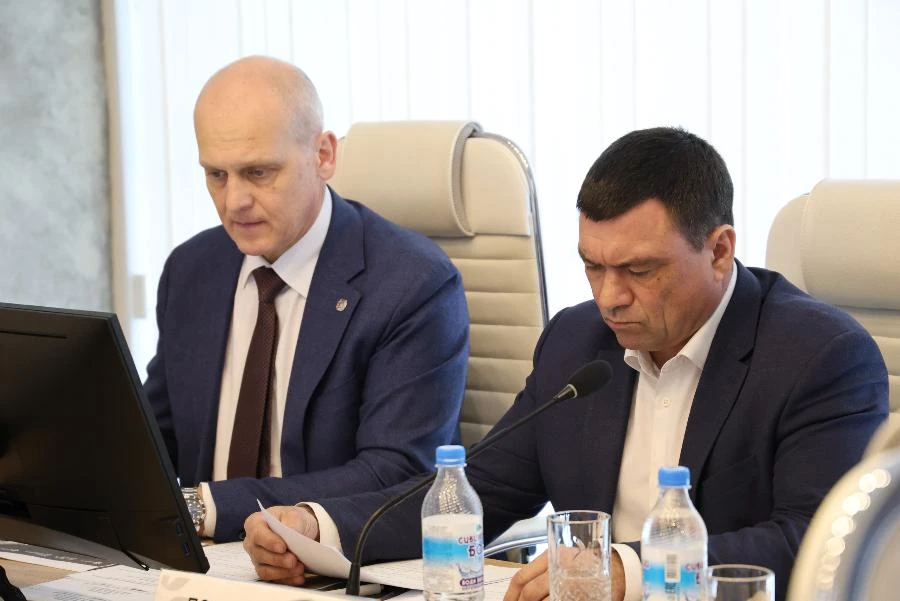 В Омске на совете Передовой инженерной школы обсудили кадровое обеспечение промышленности региона