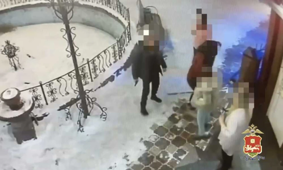 В Черногорске мужчина устроил стрельбу возле бара и стал фигурантом уголовного дела
