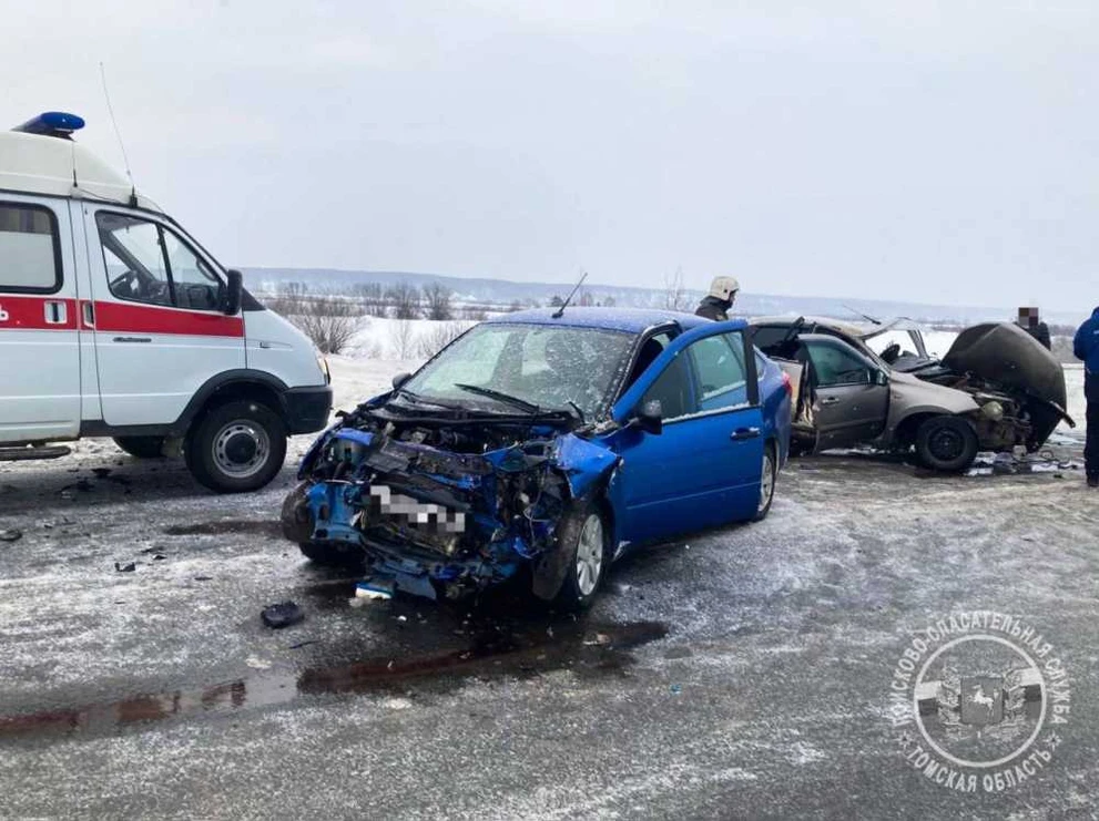 В Томской области произошло ДТП с лобовым столкновением