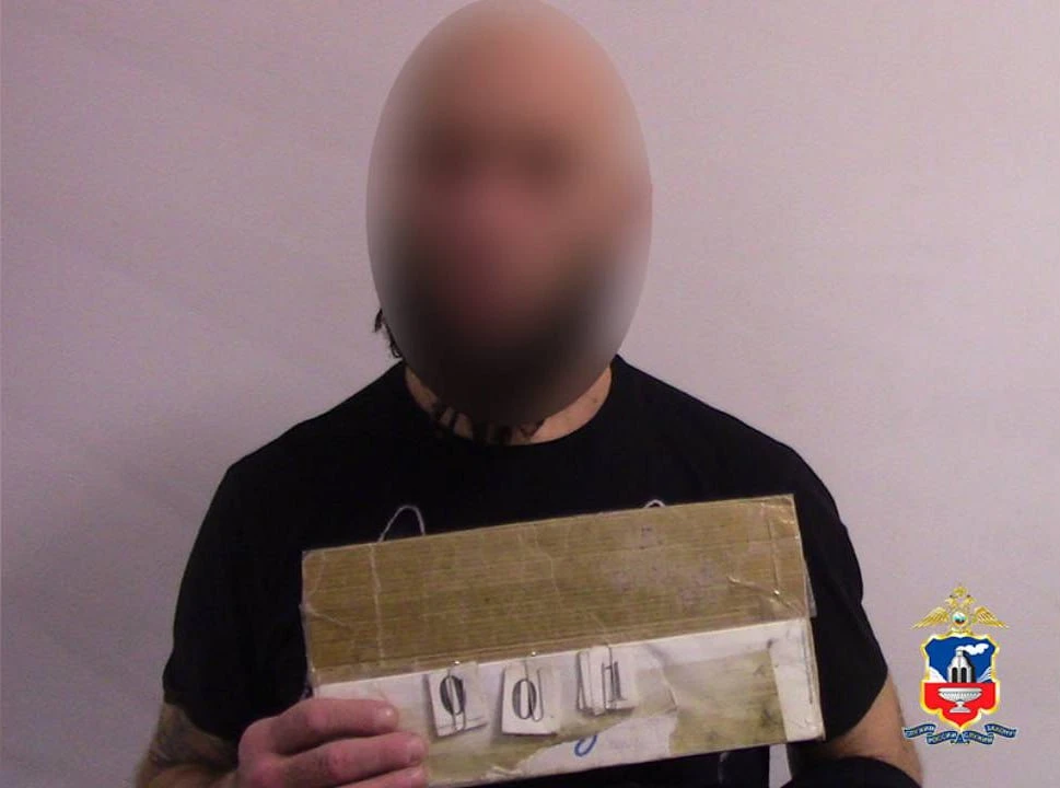 В новогоднюю ночь житель Новосибирска украл 400 тысяч рублей у своей новой знакомой