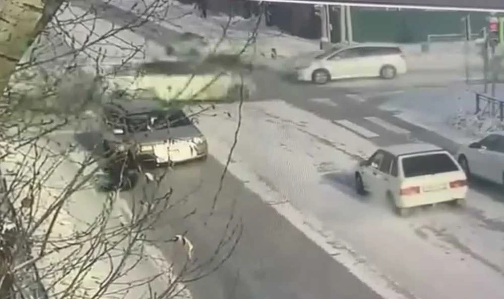 В Тыве водителя, сбившего школьницу и скрывшегося с места ДТП, арестовали