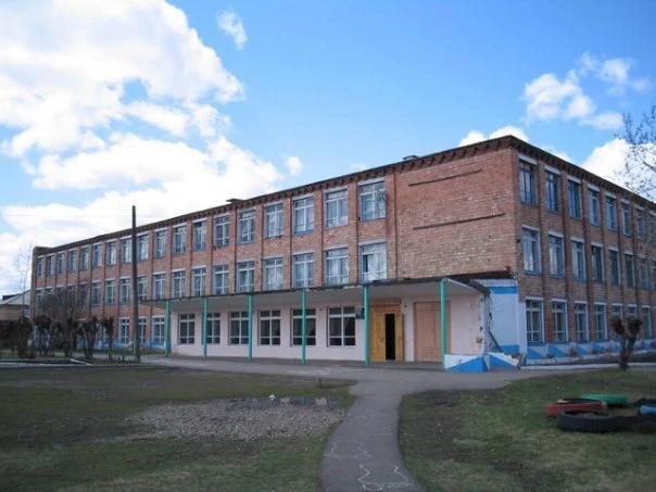 В Красноярском крае учителям на селе выплатят 100 тысяч через суд 