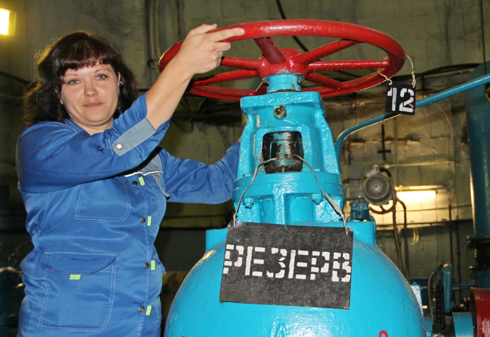 703 сотрудницы красноярских коммунальщиков не будут дежурить на 8 марта 