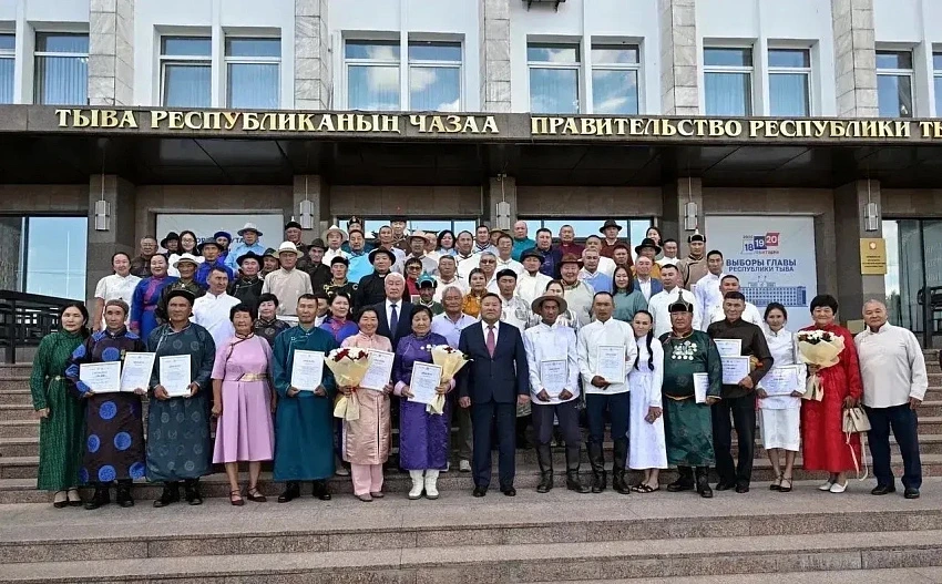 В Туве передовиков животноводства наградили за вклад в развитие отрасли