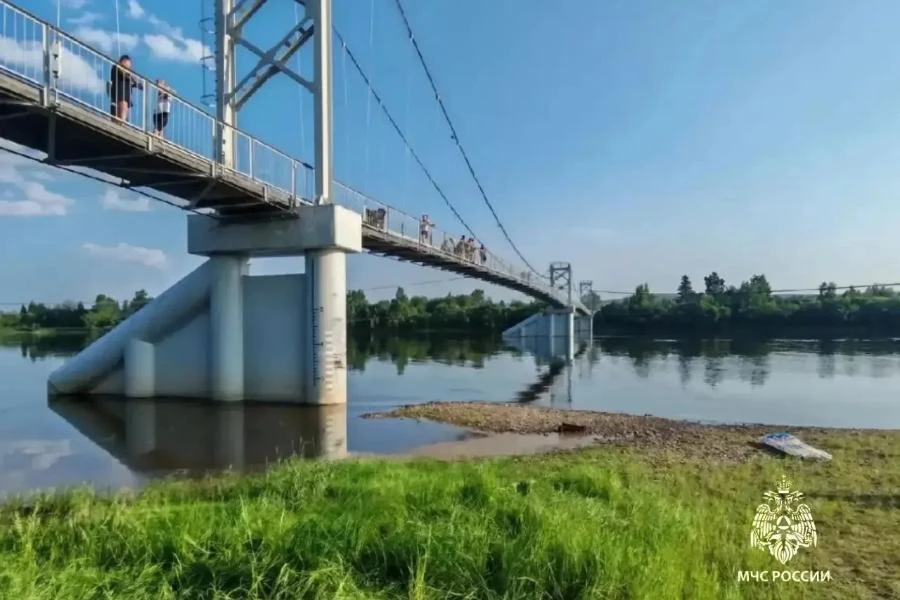 В Иркутской области пятеро детей купались в необорудованном месте – один ребёнок утонул