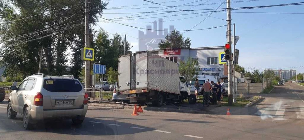 Ajyt47mWMOY.jpg