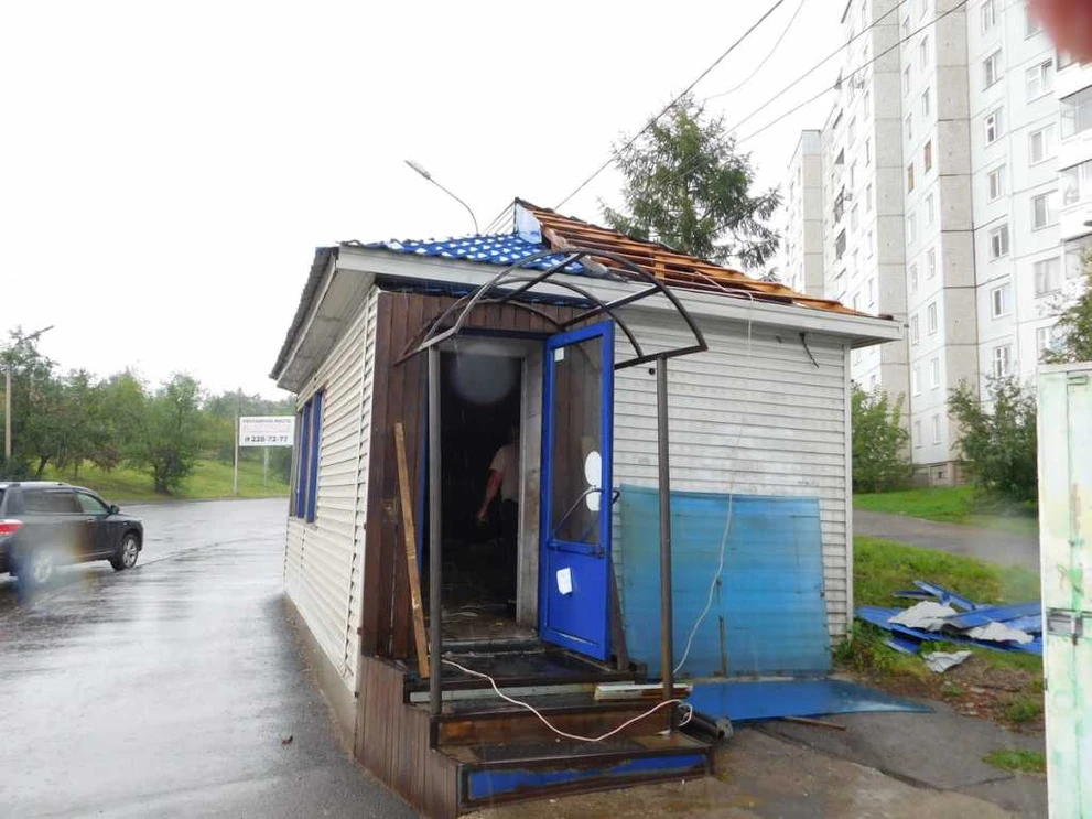 Снос павильона в Ветлужанке (Октябрьский район) DSCN5713.JPG