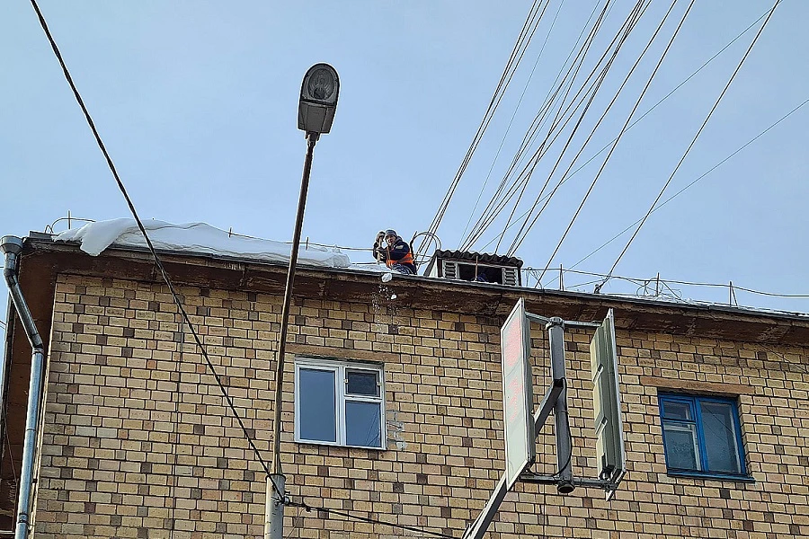 Уборка УК снегопад (3).jpg Уборка УК снегопад (3).jpg