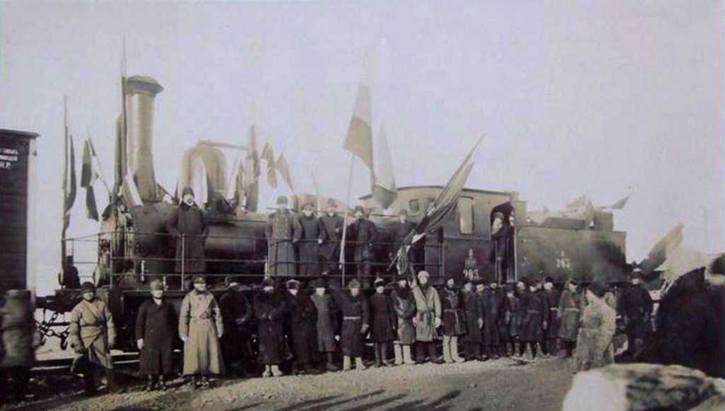 125 лет назад на станцию Красноярск прибыл первый поезд.jpeg