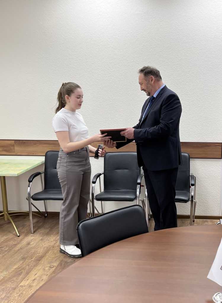 2023-04-13 17.41.03.jpg