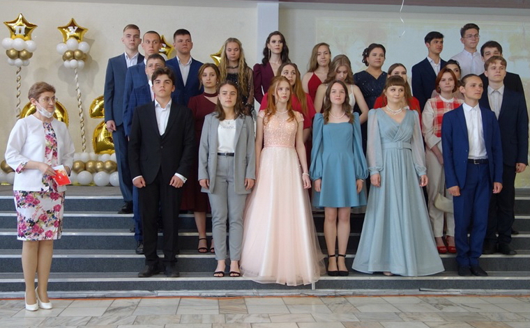 выпускники.jpg